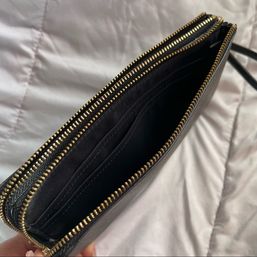 Coach Wristlet - Picture 4 of 4